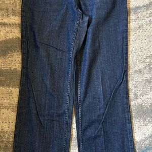 Liz Claiborne Dark Blue Straight Jeans size 6